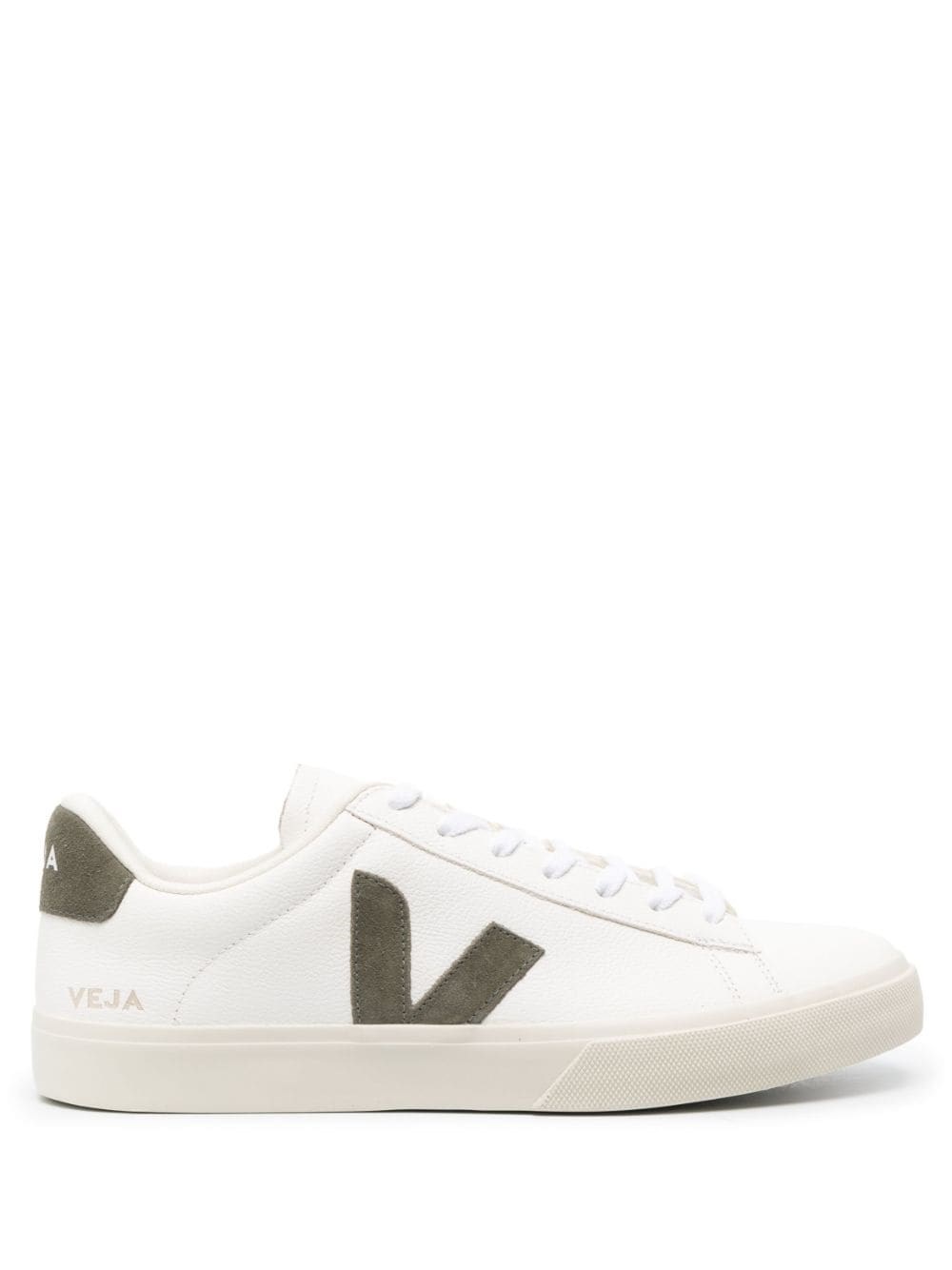 Shop Veja Sneakers Campo In Bianco