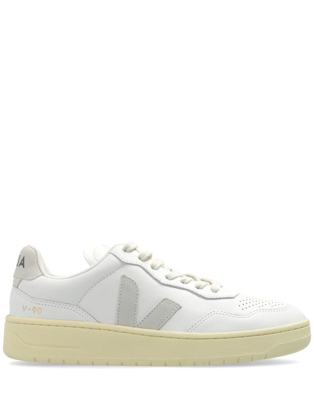 Shop Veja Sneakers Campo Chromefree In Bianco